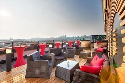 Diplomat Hotel